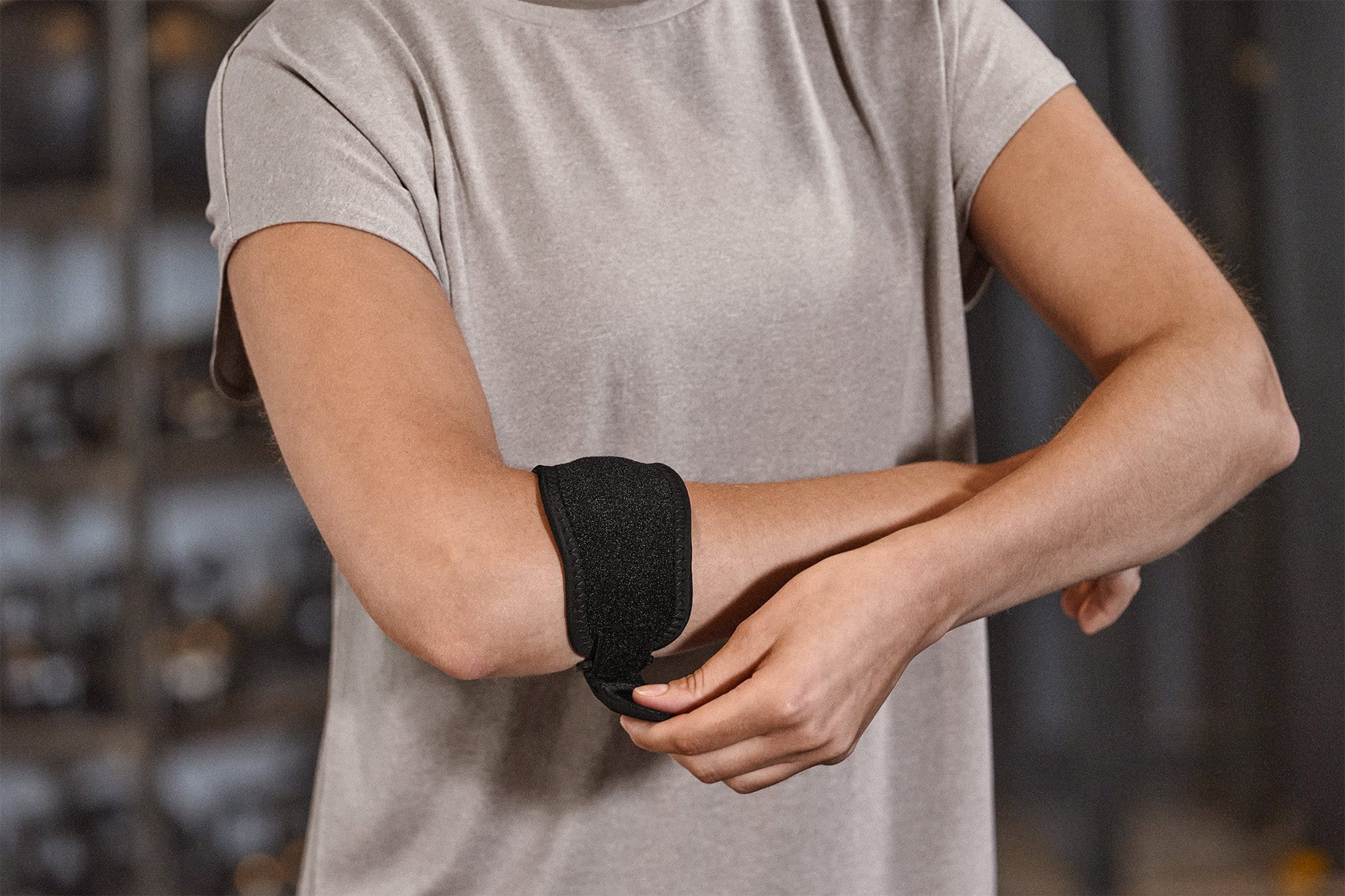 Protective Tennis Elbow Support Provides protection and pain relief